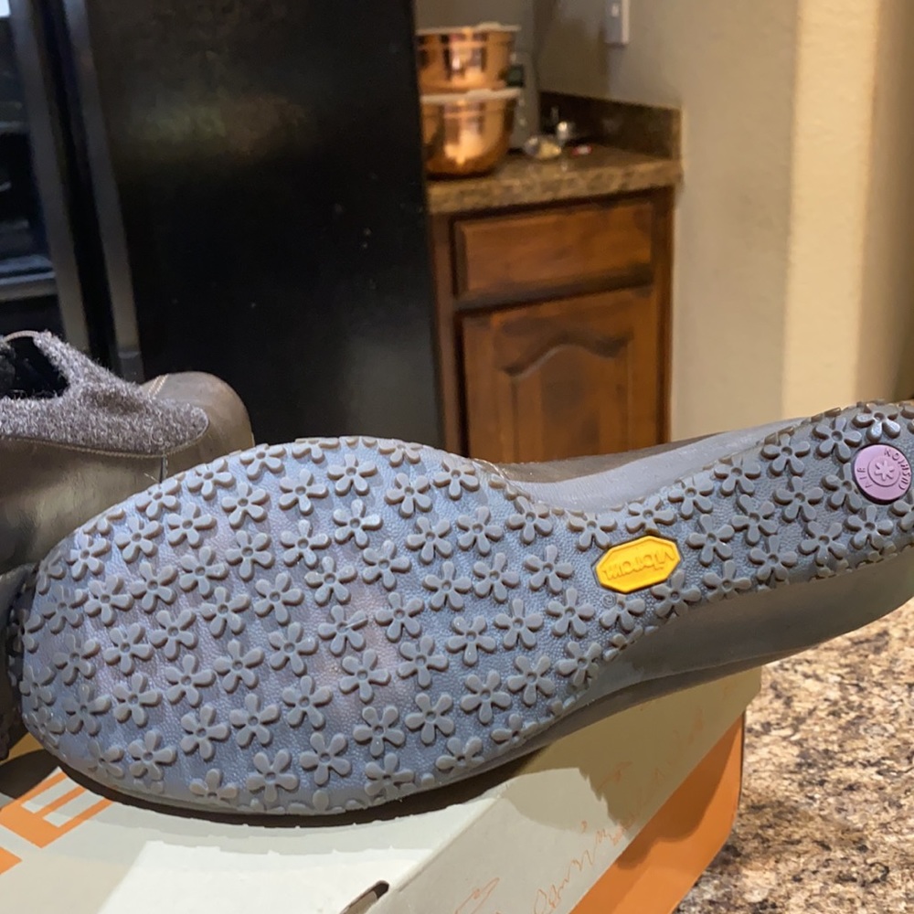 Merrel shoes - Picture 6 of 7